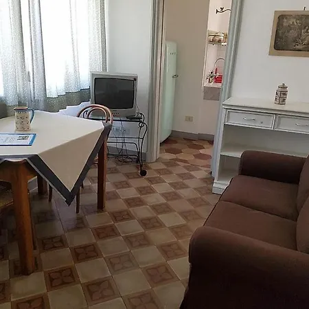 Sleeps 4 شقة فينالي ليغوري